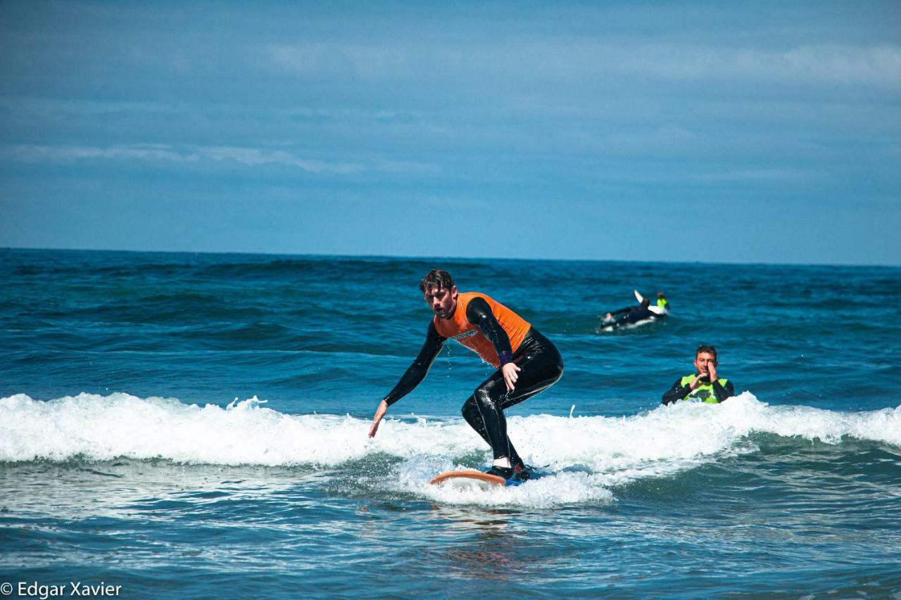 Hostel & Surfcamp 55 Ерисейра Екстериор снимка