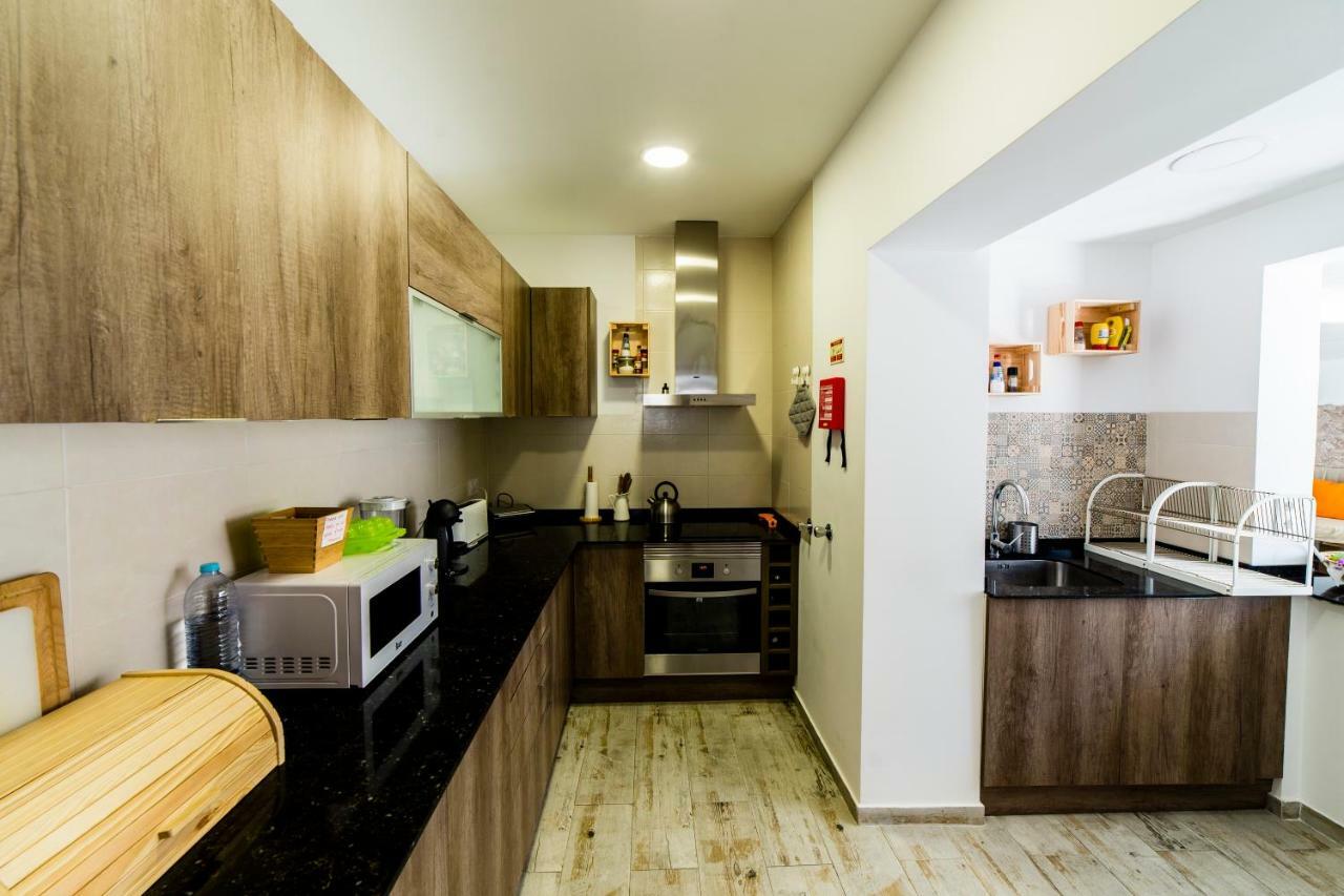 Hostel & Surfcamp 55 Ерисейра Екстериор снимка